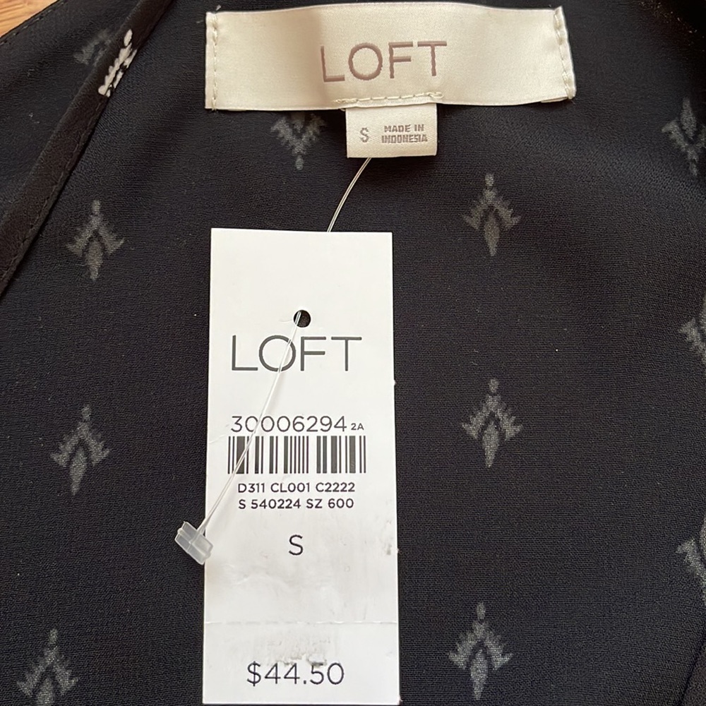 NEW LOFT SLEEVELESS RACER BACK TOP - Picture 5 of 7